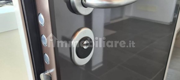 Коммерческая недвижимость 250м² в Куистелло, Италия № 319664 3