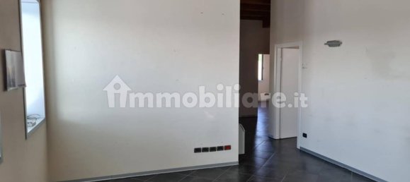 Коммерческая недвижимость 250м² в Куистелло, Италия № 319664 22