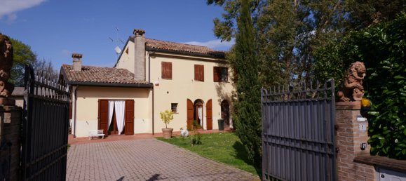 3 rooms Villa in Ravenna, Italy No. 169540 2