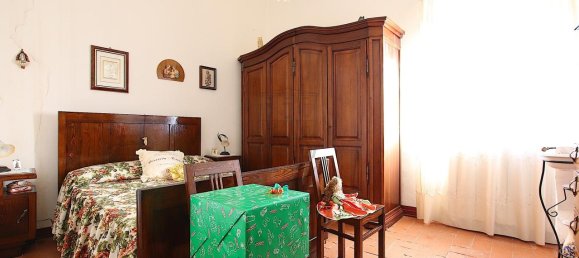 16 rooms House in Lucca, Italy No. 152462 27