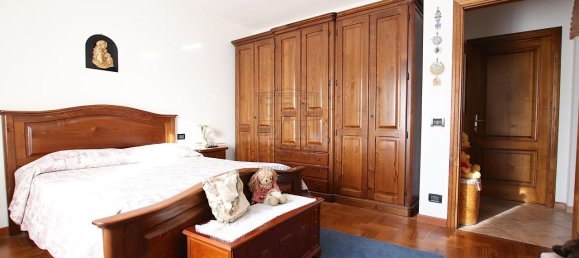16 rooms House in Lucca, Italy No. 152462 44
