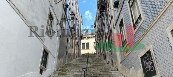 463m² Building in Lisbon, Portugal No. 67559 7