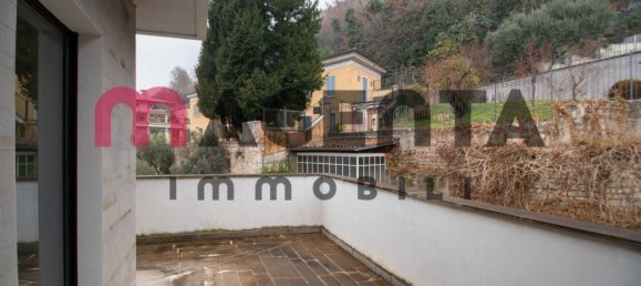 5 bedrooms Villa in Brescia, Italy No. 277029 45