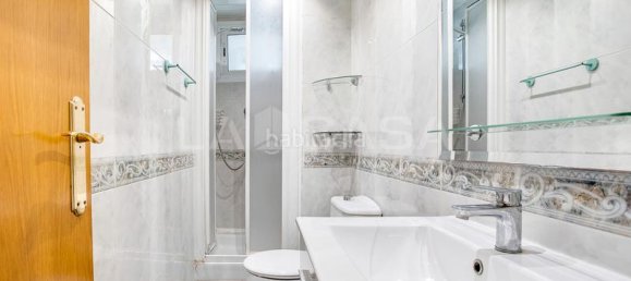 3 bedrooms Apartment in L'Hospitalet de Llobregat, Spain No. 161748 10