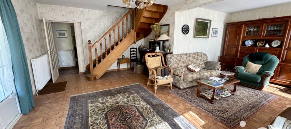 4 bedrooms House in Dordives, France No. 210812 3