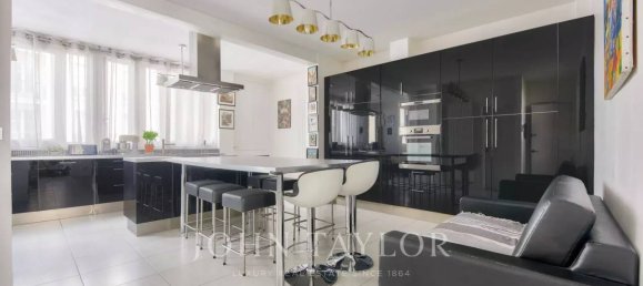 12 غرف نوم فندق في Paris, France رقم 180705 10