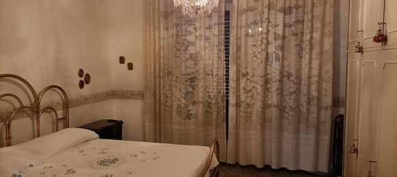 4 rooms Apartment in Taranto, Italy No. 251135 2