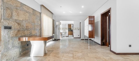 4 Schlafzimmer Villa in Vila Nova de Gaia, Portugal, Nr. 247529 2