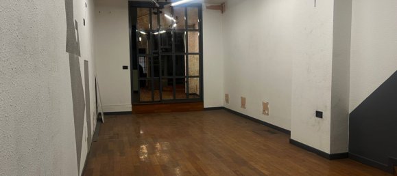 90m² Commercial property in Milan, Italy No. 245957 10