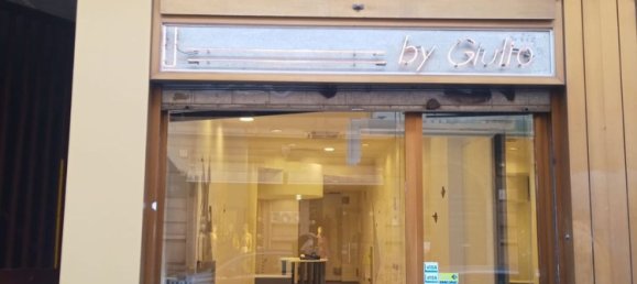 90m² Commercial property in Milan, Italy No. 245957 5