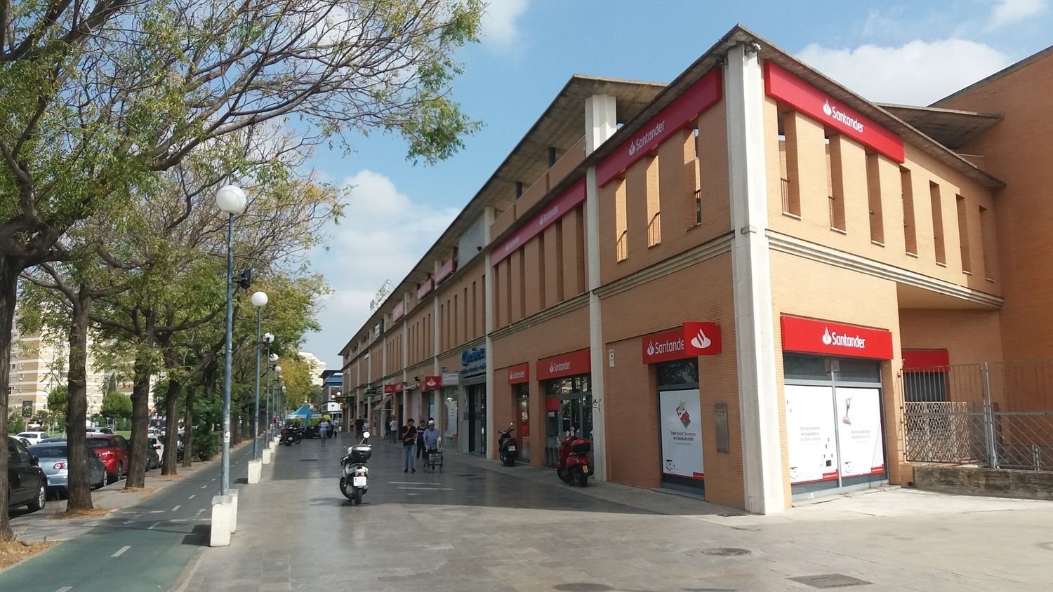  مرآب في Andalusia, Spain 27متر مربع رقم 192783