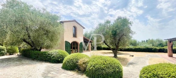 5 rooms Villa in Palaia, Italy No. 23568 6