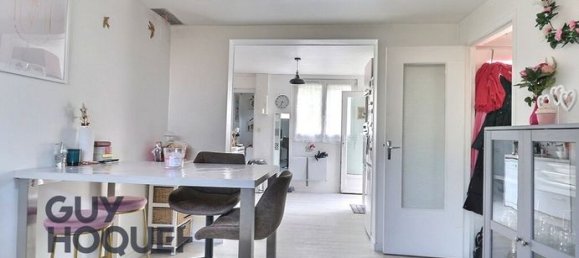 Casa de 2 dormitorios en Bernay, France No. 309461 4