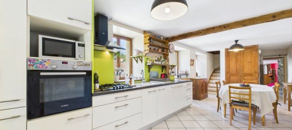 4 bedrooms House in Savoie, France No. 302342 2