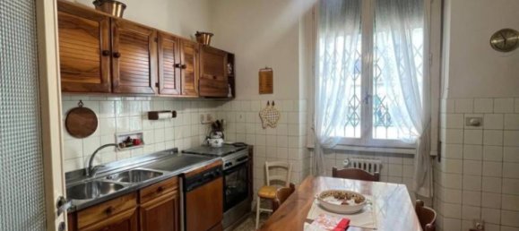 1 Schlafzimmer Wohnung in Florence, Italy, Nr. 43937 11