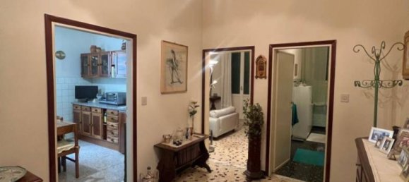 1 Schlafzimmer Wohnung in Florence, Italy, Nr. 43937 5