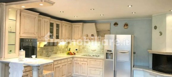 3 bedrooms Villa in Camaiore, Italy No. 169233 7