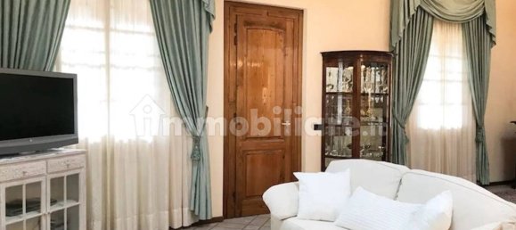 3 bedrooms Villa in Camaiore, Italy No. 169233 9