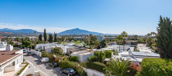3 bedrooms Penthouse in Marbella, Spain No. 135361 15