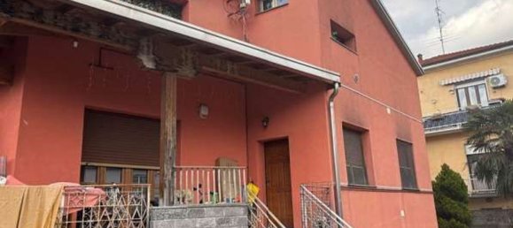 5-Zimmer Wohnung in Saronno, Italy, Nr. 299480 6