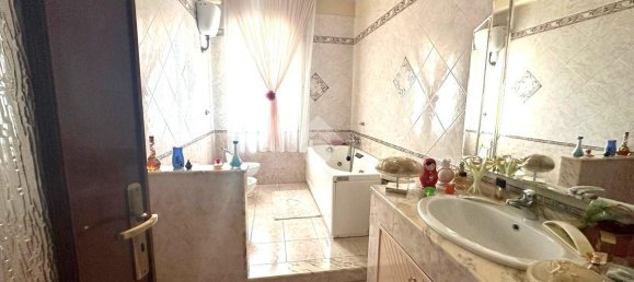 4 rooms Villa in Casoria, Italy No. 163907 34