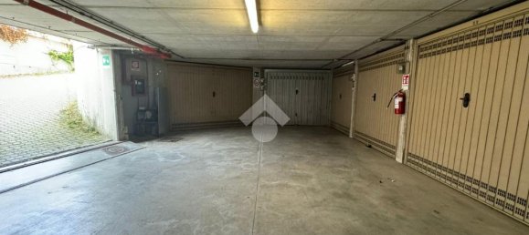 12m² Garage in Chivasso, Italy No. 72507 3