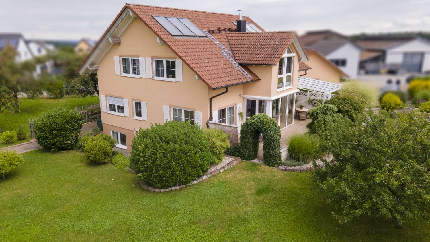 7 rooms House in Rottweil, Germany No. 239662