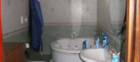 3 rooms Apartment in Melito di Napoli, Italy No. 94335 7