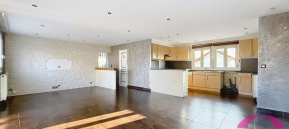 3 Schlafzimmer Wohnung in Champcueil, France, Nr. 151291 2