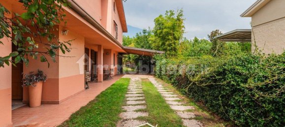 3 bedrooms Villa in Curtatone, Italy No. 355724 30