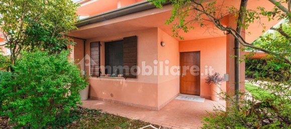3 bedrooms Villa in Curtatone, Italy No. 355724 28
