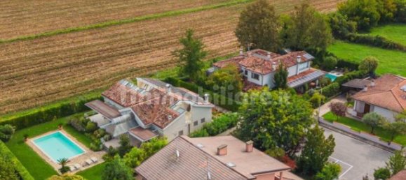 3 bedrooms Villa in Curtatone, Italy No. 355724 39