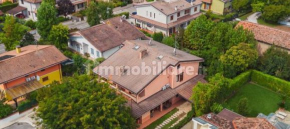 3 bedrooms Villa in Curtatone, Italy No. 355724 37