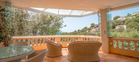 Вилла с 4 спальнями в Коста Де Ла Кальма, Испания № 152625 4