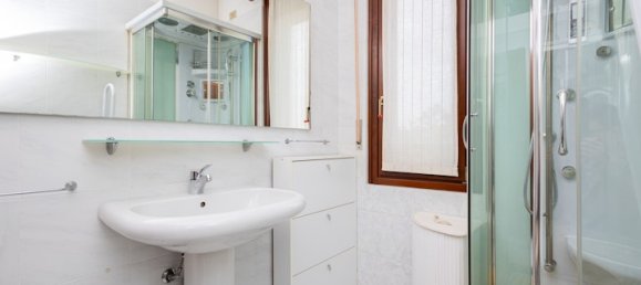 1 bedroom Apartment in Nerviano, Italy No. 334621 13