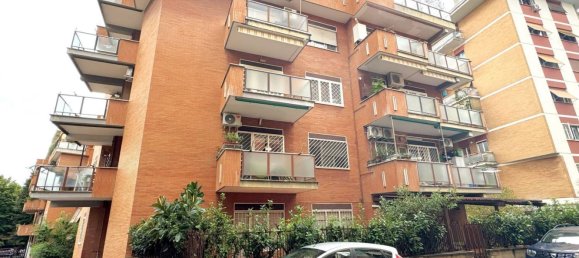 3 bedrooms Apartment in Rome, Italy No. 334313 26