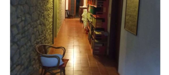 6 rooms House in Lizzano in Belvedere, Italy No. 262105 6