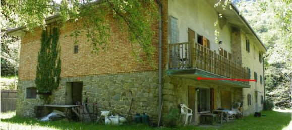 6 rooms House in Lizzano in Belvedere, Italy No. 262105 2