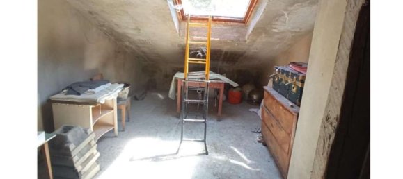 6 rooms House in Lizzano in Belvedere, Italy No. 262105 18