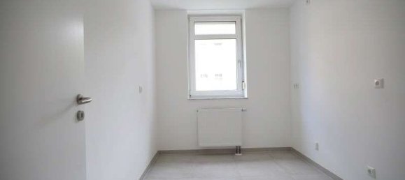 Квартира с 2 спальнями в Дрезден, Германия № 355909 3