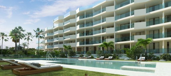 Apartamento de 3 dormitorios en Fuengirola, Spain No. 9948 7