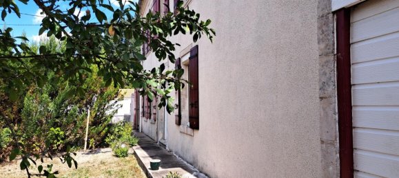 Casa T5 em Saint-Christophe, France N.º 357756 2