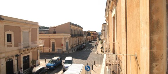 6 Schlafzimmer Haus in Canicattini Bagni, Italy, Nr. 377809 17