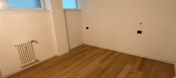 Apartamento de 2 habitaciónes en Milan, Italy No. 339046 4