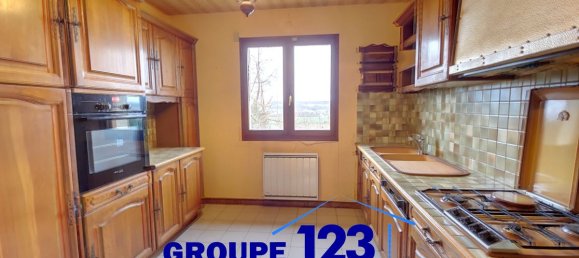 2 bedrooms House in Yonne, France No. 285532 4