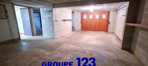 2 bedrooms House in Yonne, France No. 285532 10