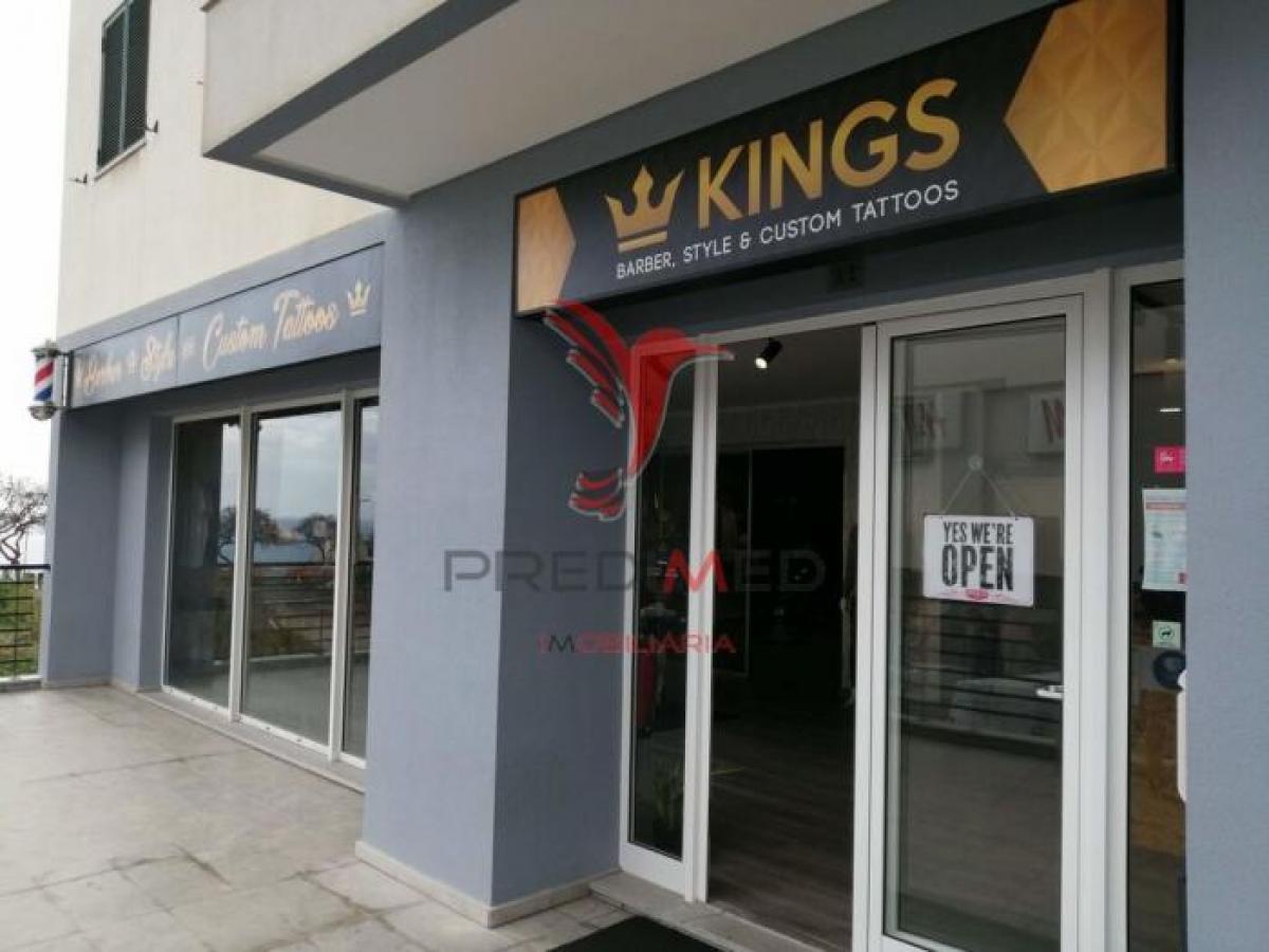 121m² Shop in Funchal, Portugal No. 1937