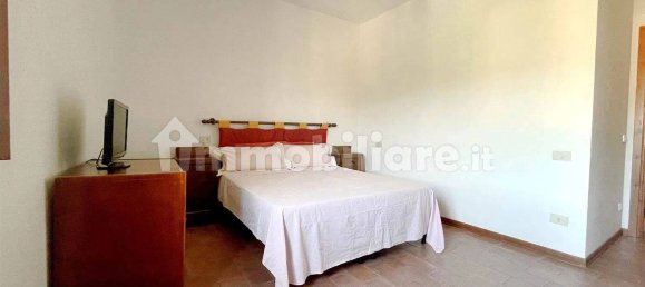 3 bedrooms Apartment in Barga, Italy No. 189427 28