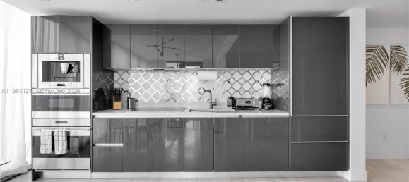 1 Schlafzimmer Gewerbliche Immobilien in Miami, USA, Nr. 615642 5