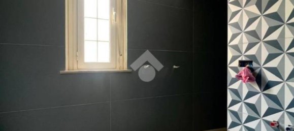 2 Schlafzimmer Wohnung in Palermo, Italy, Nr. 321086 11